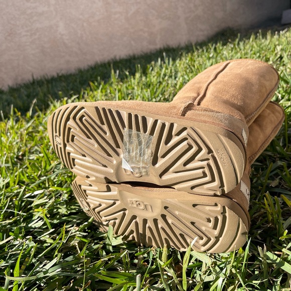 UGG Classic Tall chestnut Size 5 womens winter boots - Picture 6 of 11